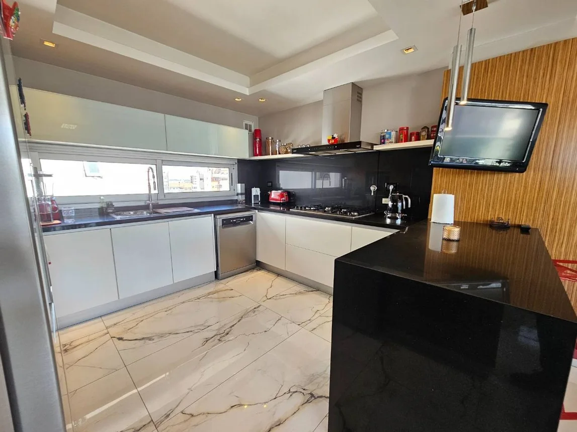 Espect triplex 5 amb,quincho,terraza-2 coch-categ, foto 5