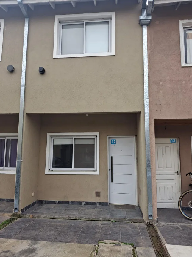 Dúplex de 4 ambientes en venta en San Miguel, Calle San José 5200