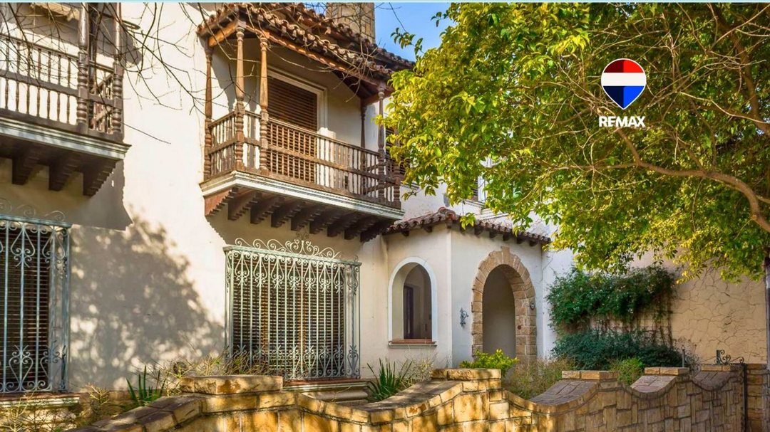 VENTA CASA 8 DORM ZONA CENTRO APTO CREDITO