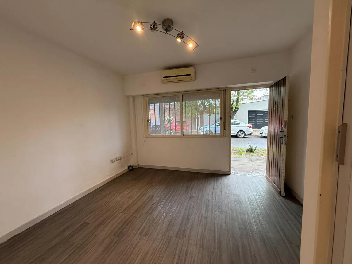 Departamento de 2 ambientes en venta en Villa Ballester, Aristóbulo del Valle 5200