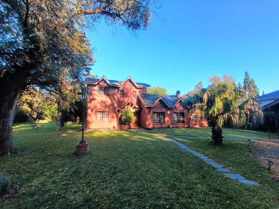 Casa de 5 ambientes en venta en Ingeniero Maschwitz, José Hernández 2200, foto 3