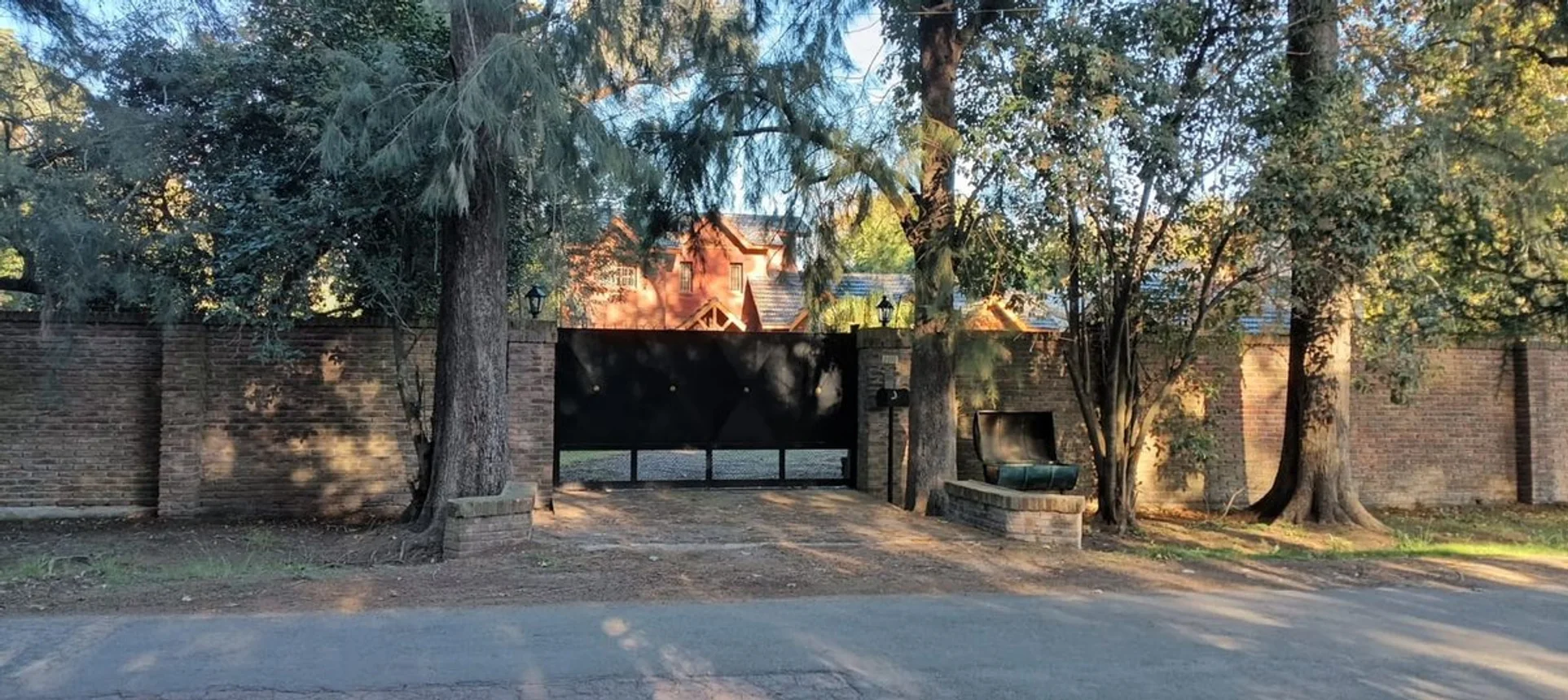 Casa de 5 ambientes en venta en Ingeniero Maschwitz, José Hernández 2200, foto 2