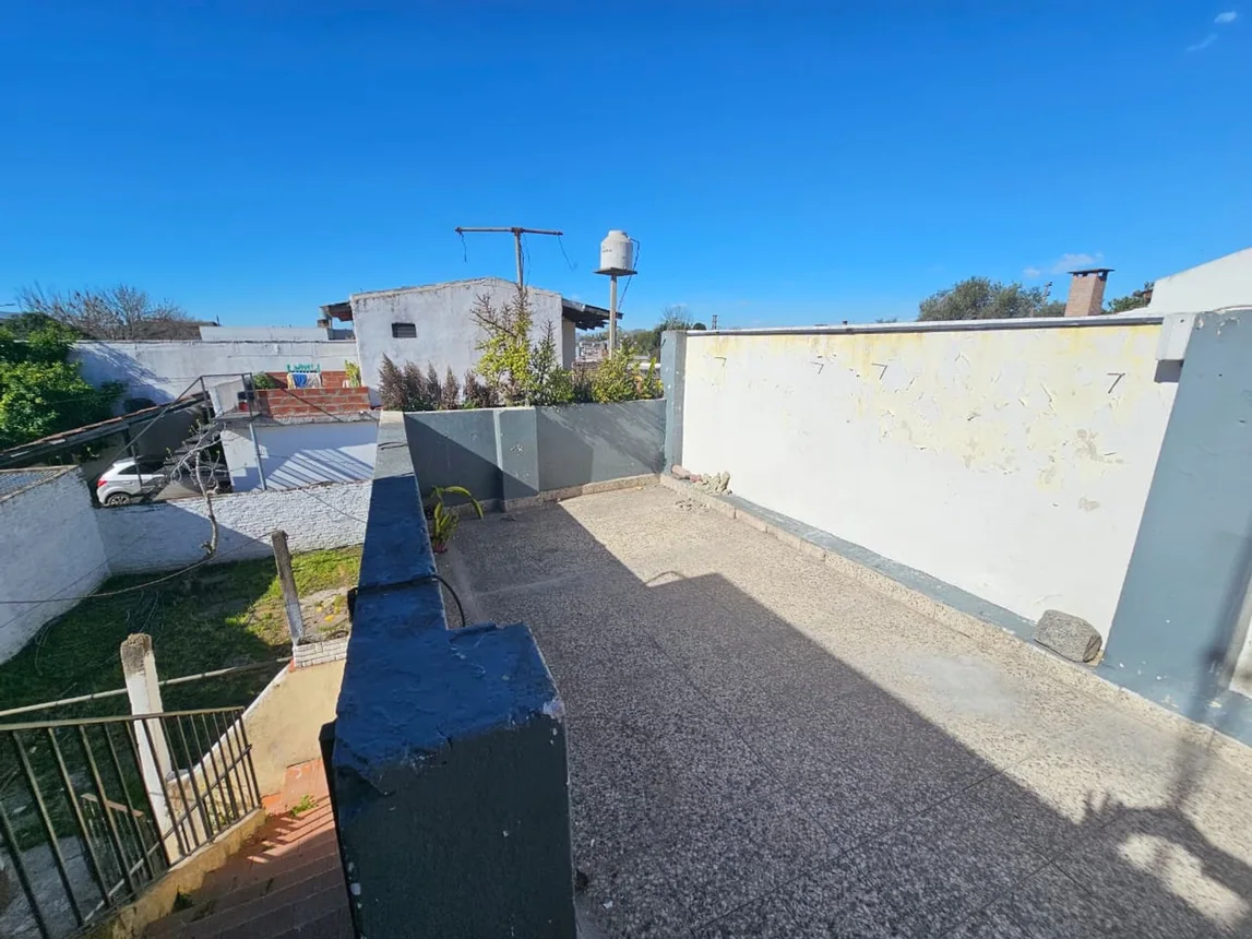 Casa en venta en José C. Paz, Albert Einstein 800