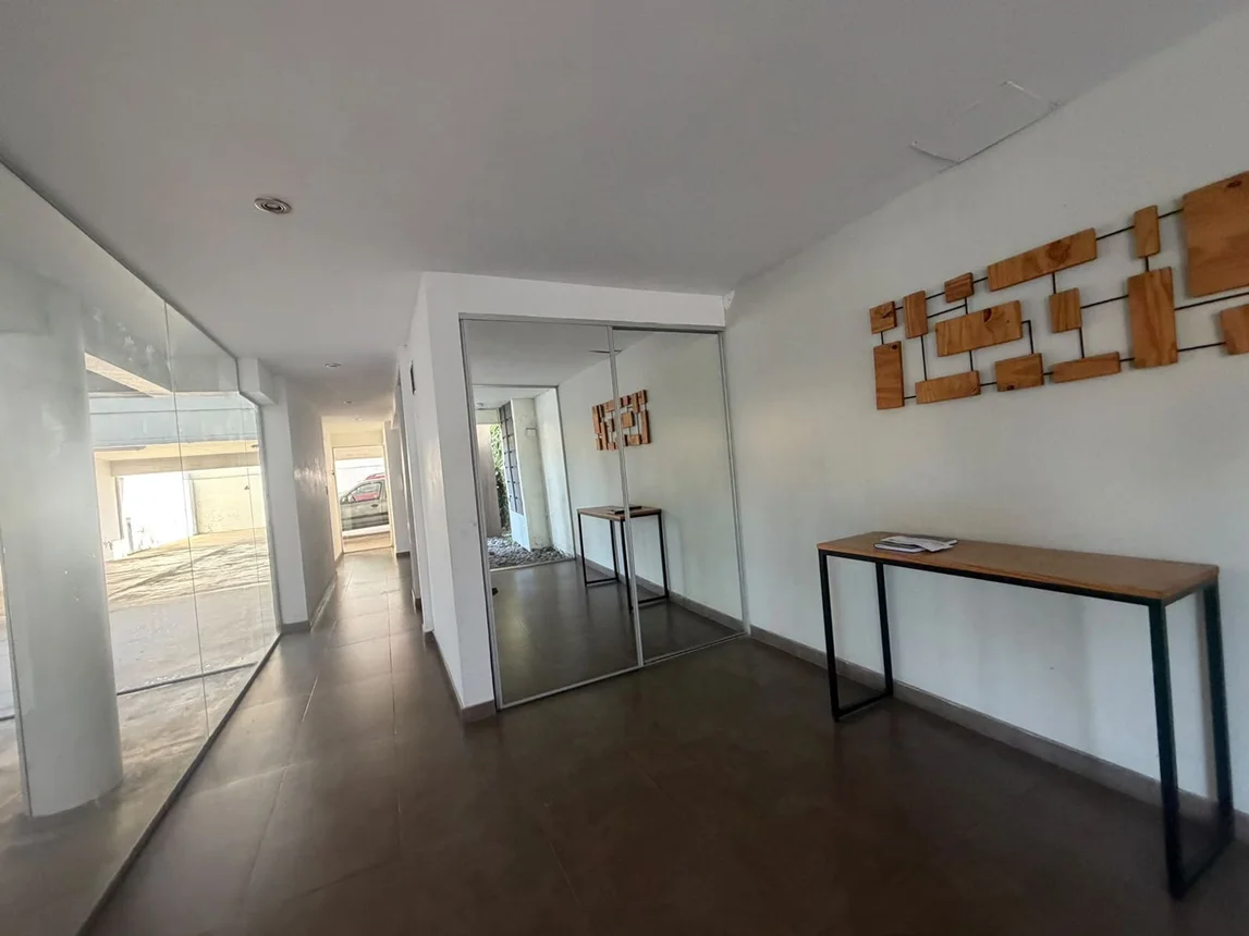 Departamento de 2 ambientes en venta en Banfield, Tomás Godoy Cruz 400, foto 5