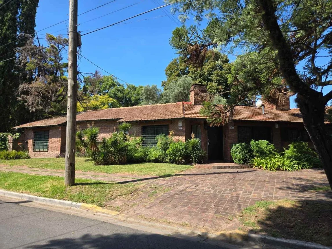 Casa en venta en Pilar