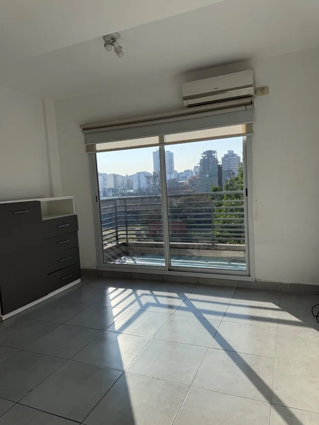 Monoambiente en alquiler en Balvanera, Bartolomé Mitre 3200