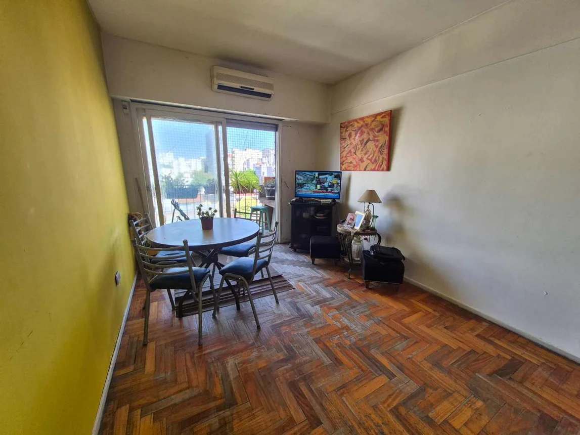 Almagro | 3 ambientes | piso alto | a reciclar, foto 1