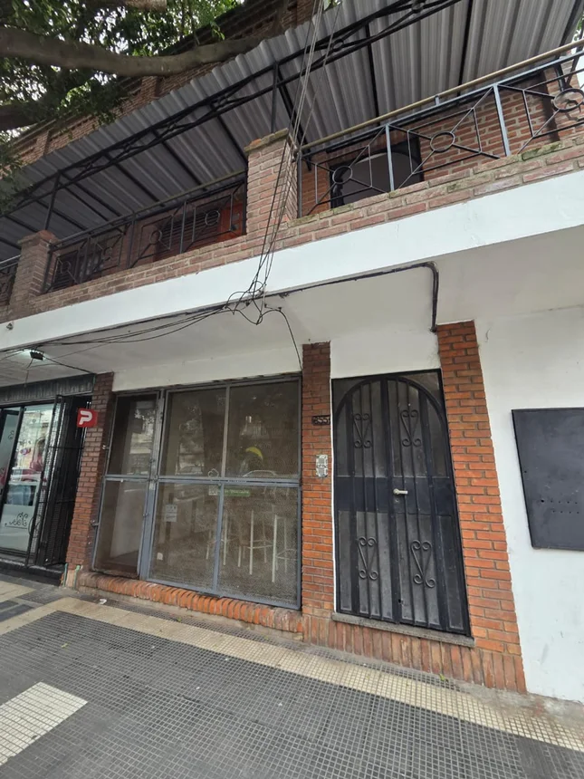 PH de 2 ambientes en venta en La Plata, Calle 12 Esquina 46 800