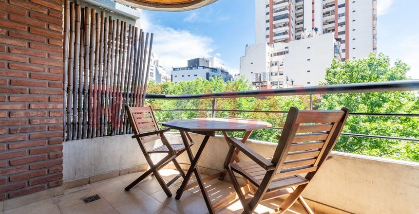 VENTA DEPTO 2 AMB PARQUE CHACABUCO CON BALCON