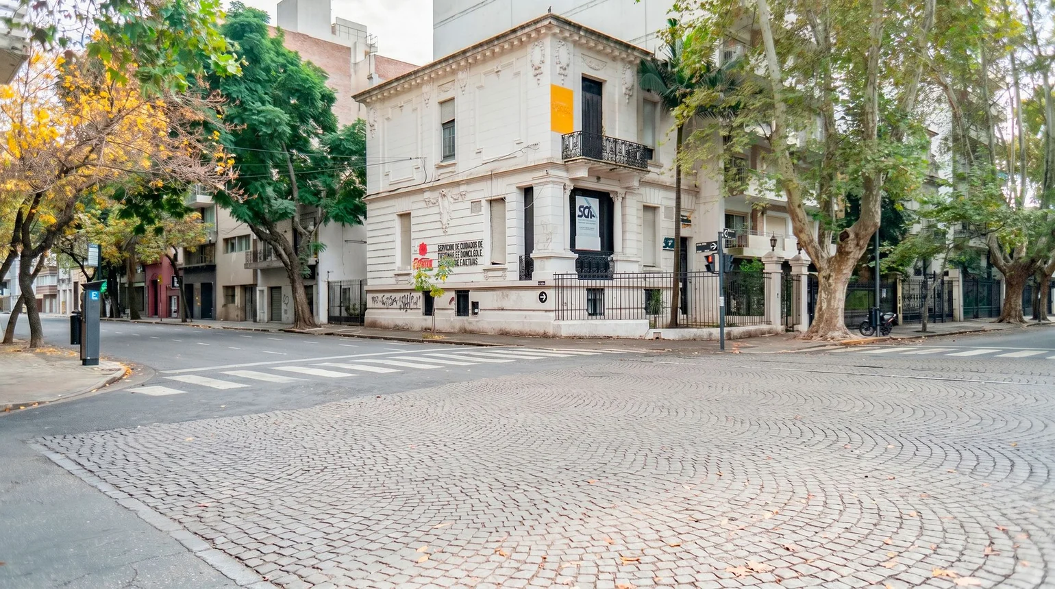Venta casona historica en bv. oroño y 9 de julio, foto 4