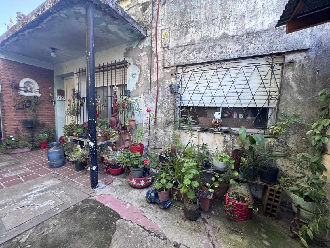 Casa en venta en Castelar, foto 3
