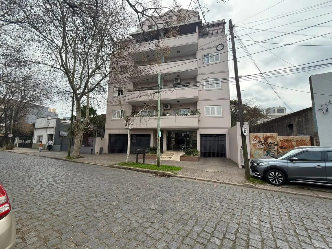 Dúplex de 2 ambientes en venta en Adrogué, Tomás Nother 1100