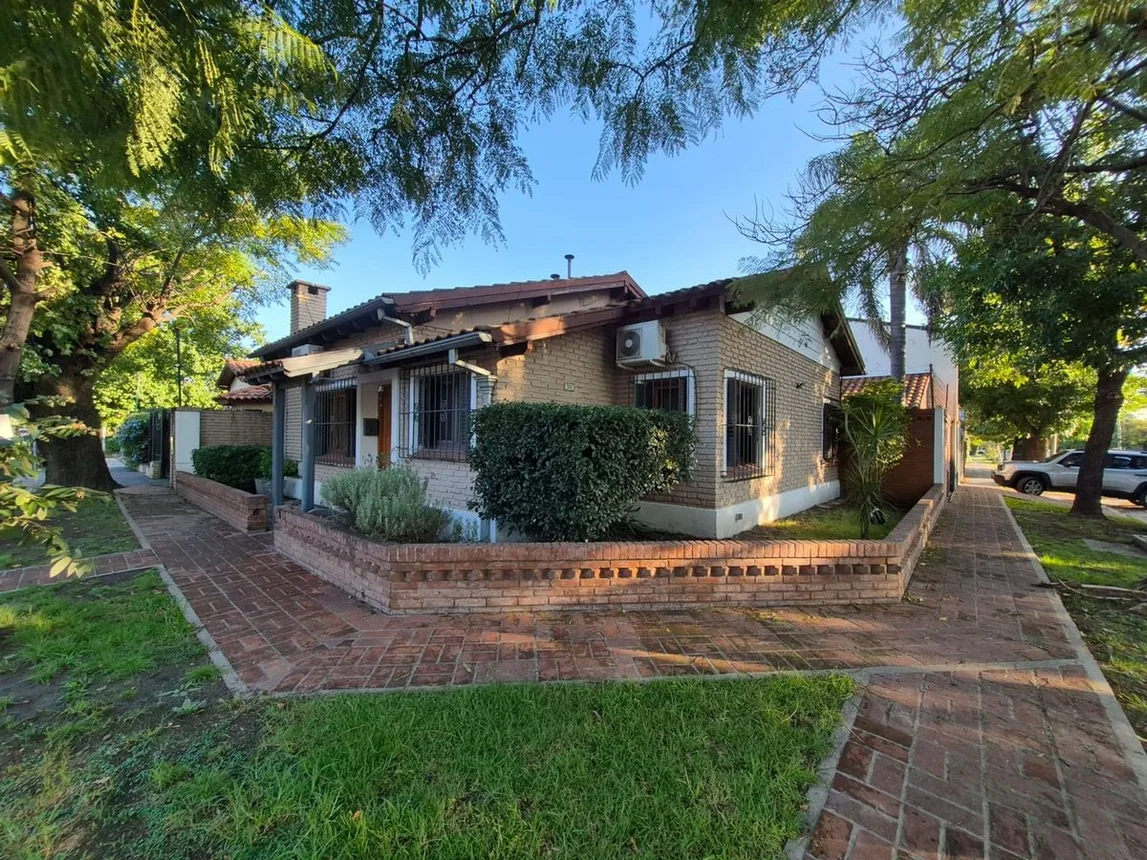 Casa en venta en Hurlingham