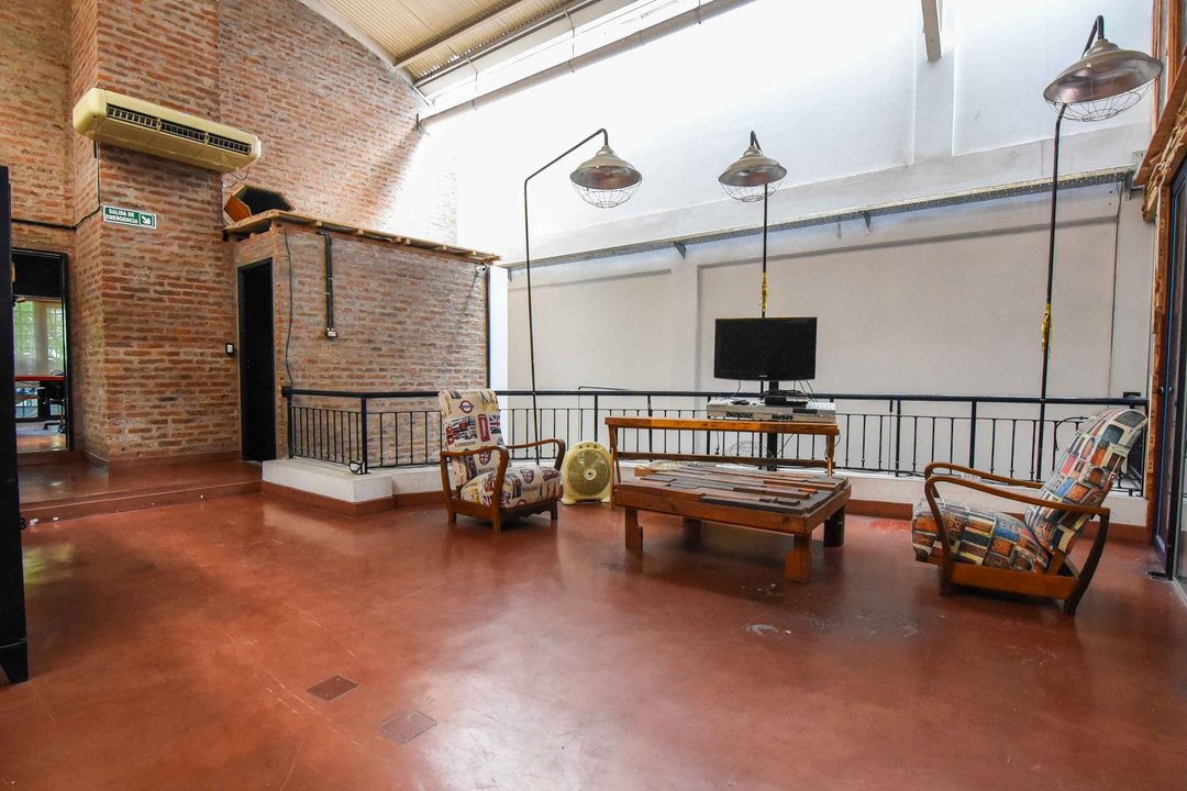 Venta de excelente propiedad 800M2 Abasto