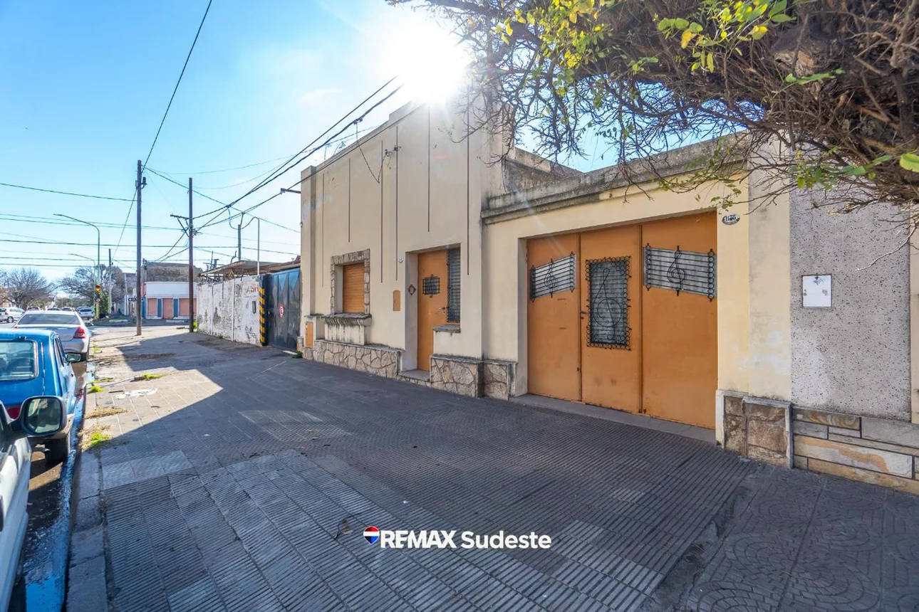 Casa en venta en Bahía Blanca, foto 2