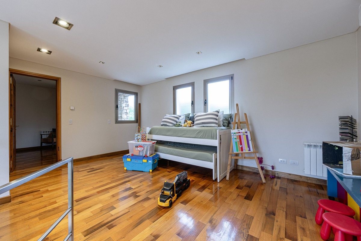 Foto 30 — VENTA IMPONENTE CASA DE LUJO EN BARRIO DALVIAN MDZ