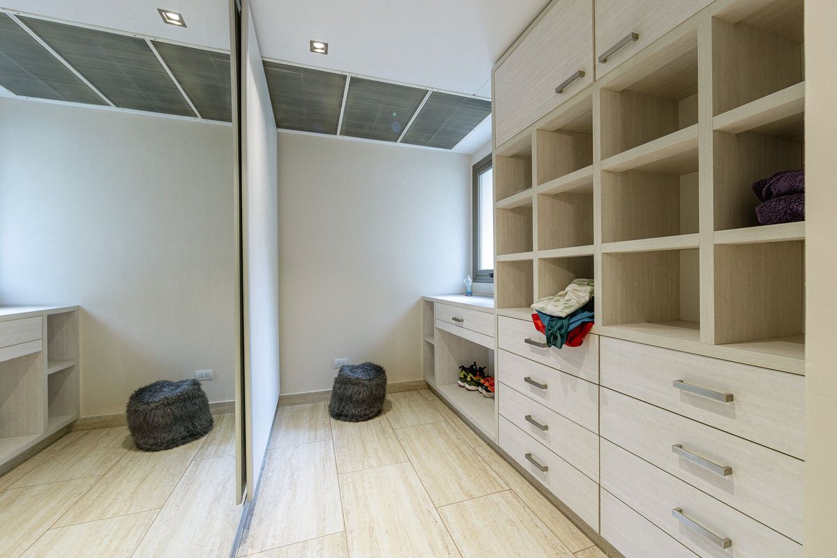 Foto 19 — VENTA IMPONENTE CASA DE LUJO EN BARRIO DALVIAN MDZ