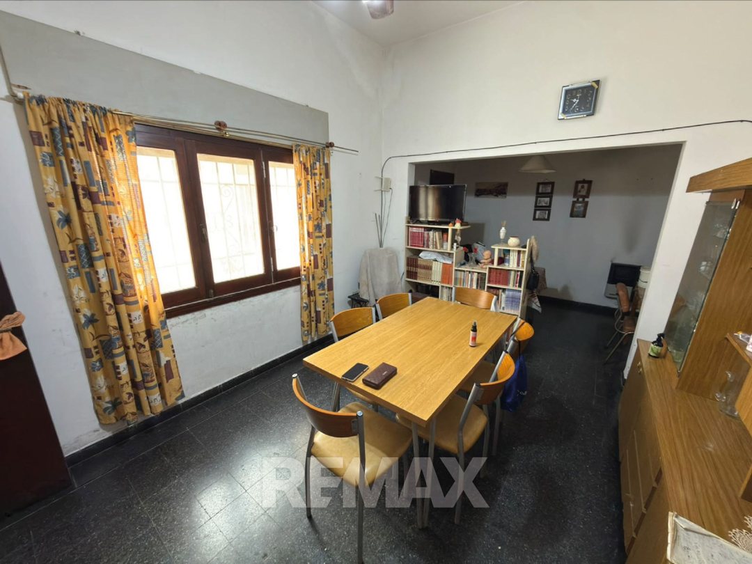 SE VENDE DPTO. CENTRICO PB c/Patio, 2 DORM. VT