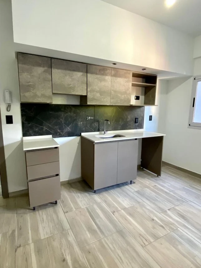 Departamento de 2 ambientes en venta en Villa Luzuriaga, Garibaldi 2700