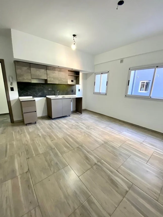 Departamento de 2 ambientes en venta en Villa Luzuriaga, Garibaldi 2700, foto 2