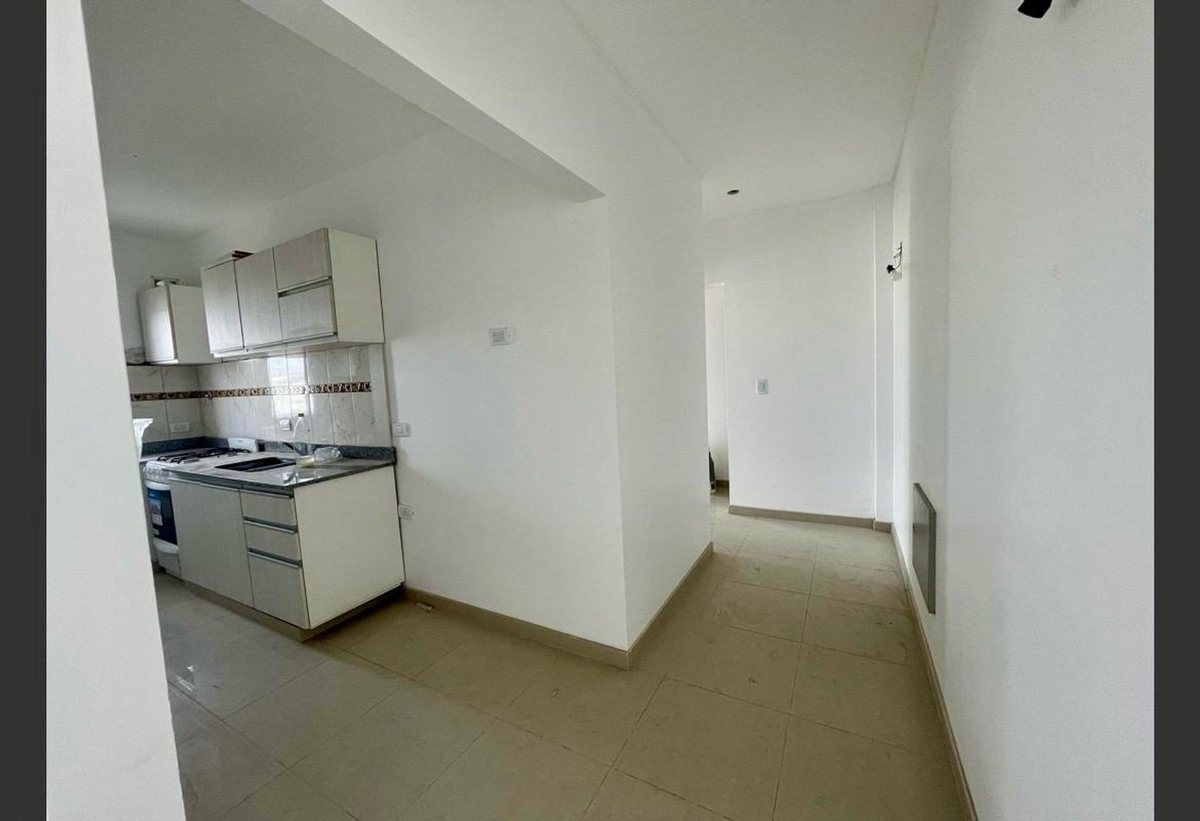 Foto 6 — VENTA DEPARTAMENTO 3 AMB. BERNAL OESTE APTO CREDIT
