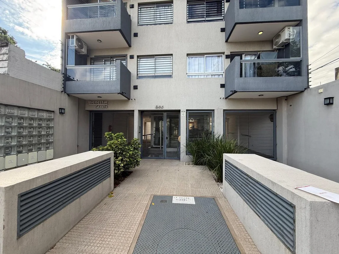 Departamento en alquiler en Morón