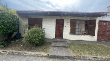 VENTA CASA 3 AMBIENTES A RECICLAR BARRIO F SANCHEZ