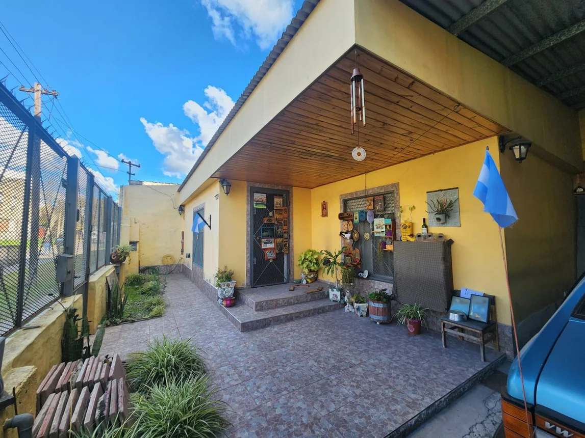 Casa en venta en Bernal Oeste, foto 2