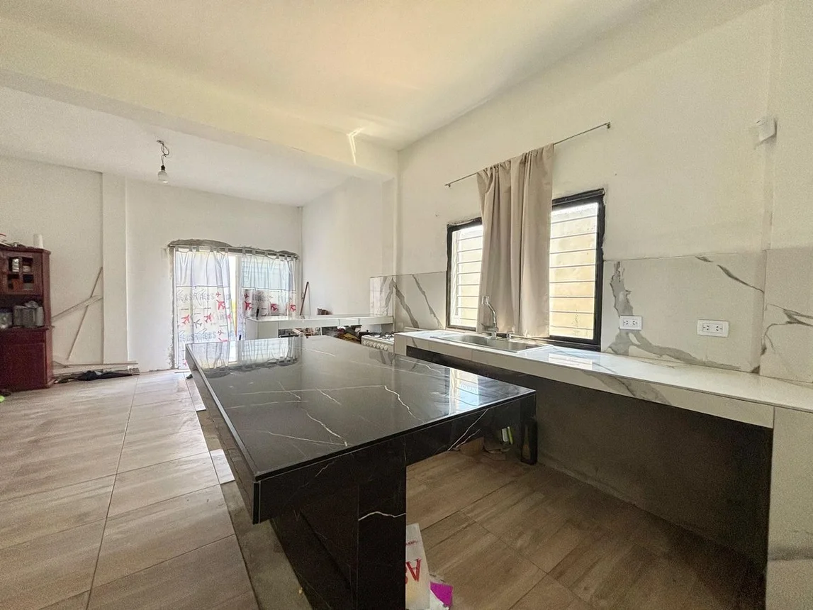 Casa de 3 ambientes en venta en Burzaco, Ceibo 1100, foto 2