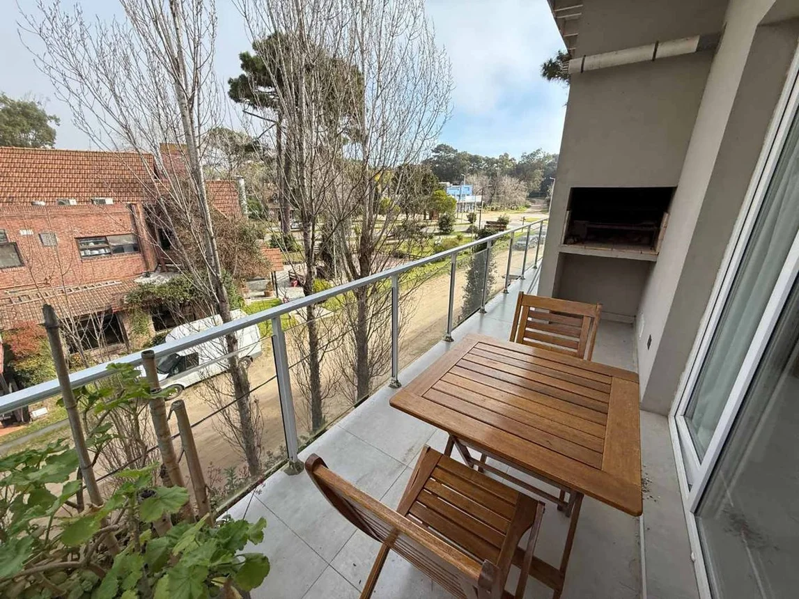 Departamento de 2 ambientes en venta en Pinamar, Bouchard 700