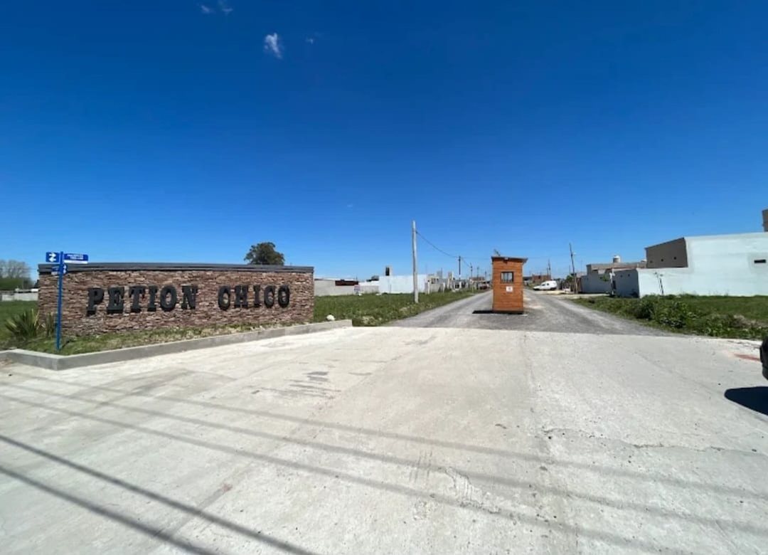 LOTE EN VENTA PETION CHICO CAÑUELAS