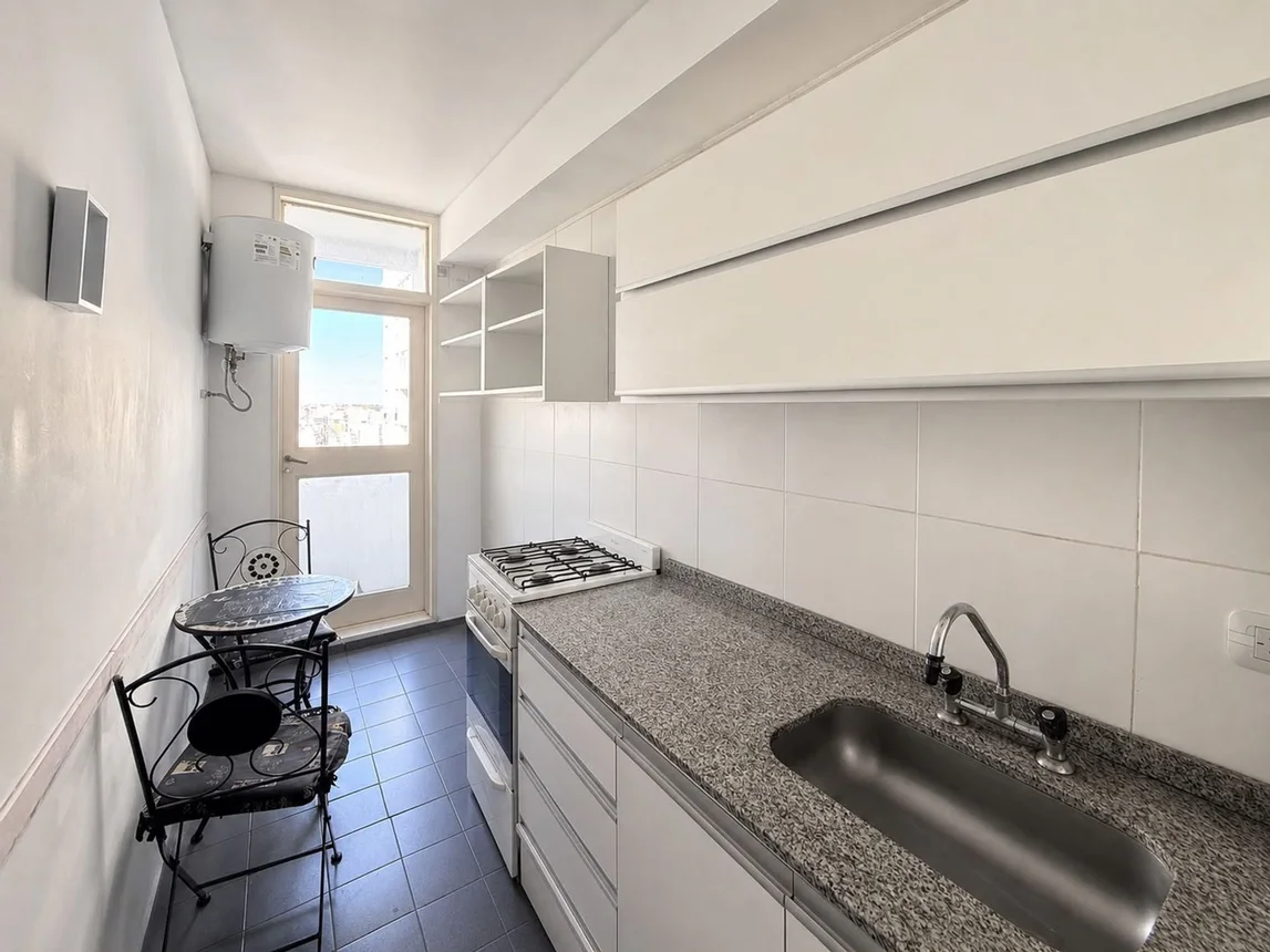 Departamento de 2 ambientes en venta en Avellaneda, Belisario Hueyo 100