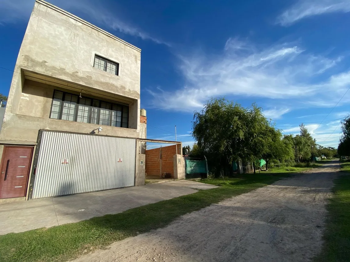 Casa de 3 ambientes en venta en General Rodríguez, Tilcara 3200, foto 2