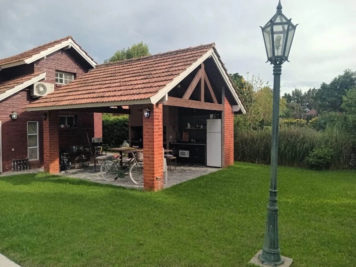 Casa en venta en Pilar, foto 4
