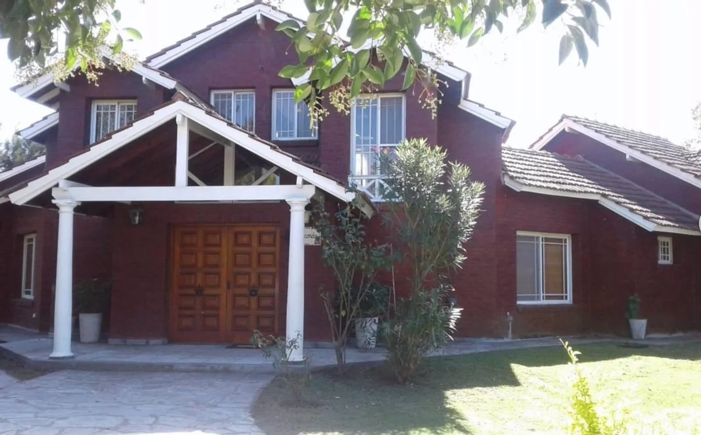 Casa en venta en Pilar, foto 3