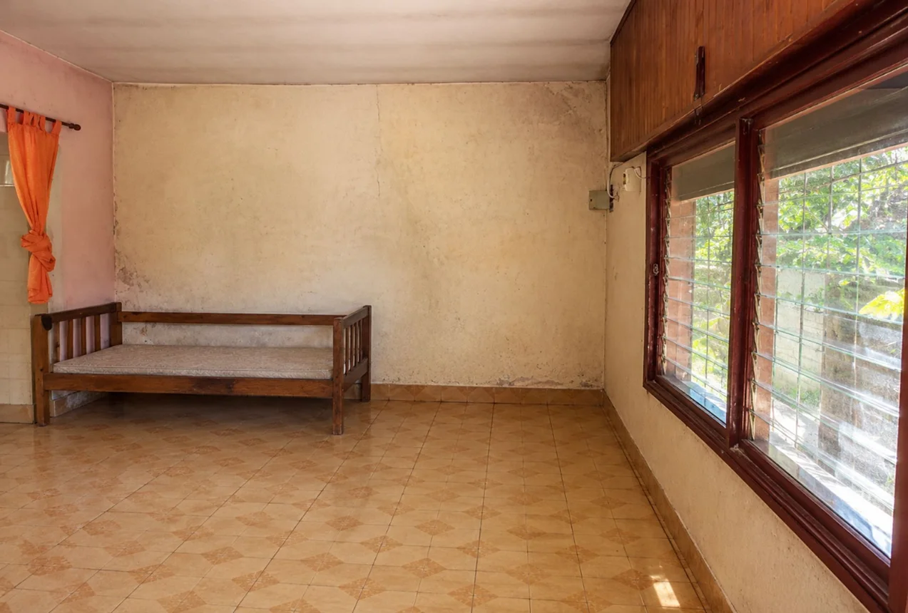 Casa de 4 ambientes en venta en Banfield, Profesor Cid Guidi de Franc 1000, foto 3