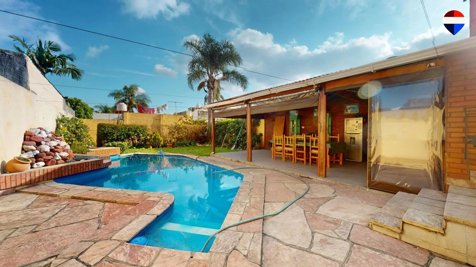Casa 4 amb en venta en ballester c/ pileta garage, foto 1