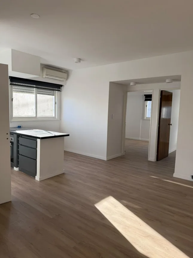 Departamento de 3 ambientes en venta en San Nicolás, Sarmiento 1400, foto 2