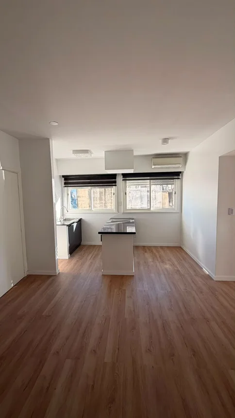 Departamento de 3 ambientes en venta en San Nicolás, Sarmiento 1400