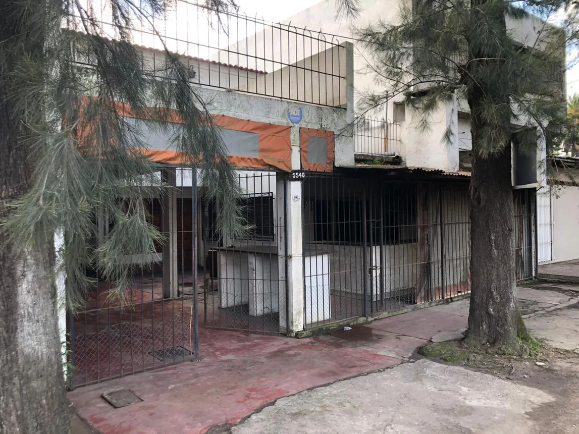 Casa de 6 ambientes en venta en Florencio Varela, Camino General Belgrano 5500, foto 5