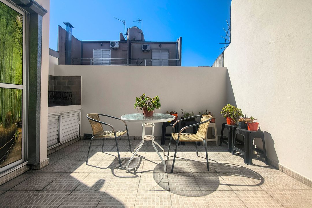 DUPLEX 3 AMBIENTES VENTA URQUIZA PATIO BALCON