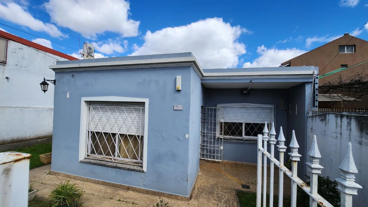 Casa de 3 ambientes en venta en Hurlingham, José Garibaldi 2200