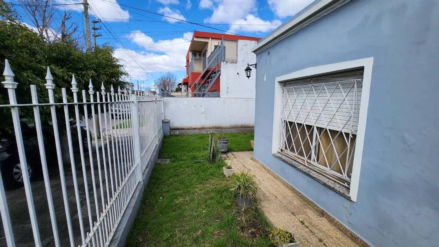 Casa de 3 ambientes en venta en Hurlingham, José Garibaldi 2200, foto 3