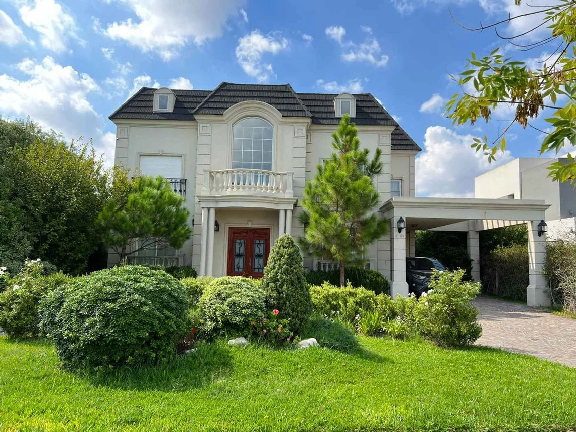 Casa en venta en Quilmes, foto 3