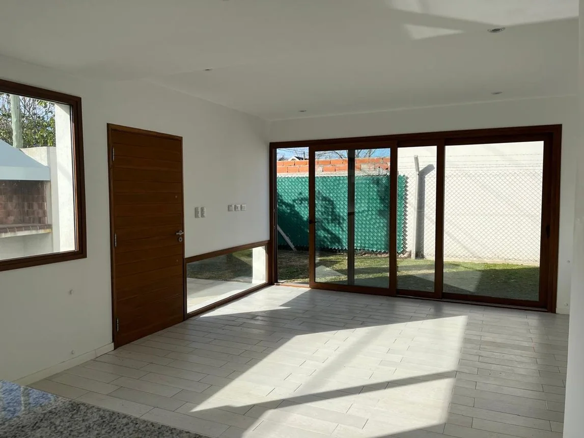 Casa dúplex en venta en City Bell, foto 2