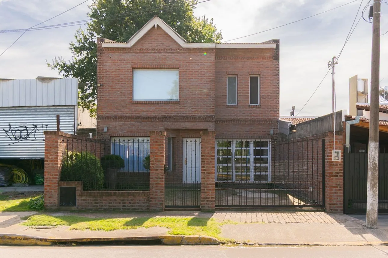 Casa en venta en Garín, foto 2