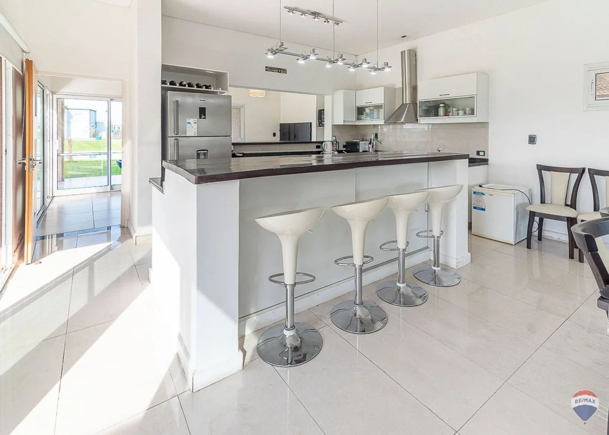 Casa en venta en Pilar, foto 4