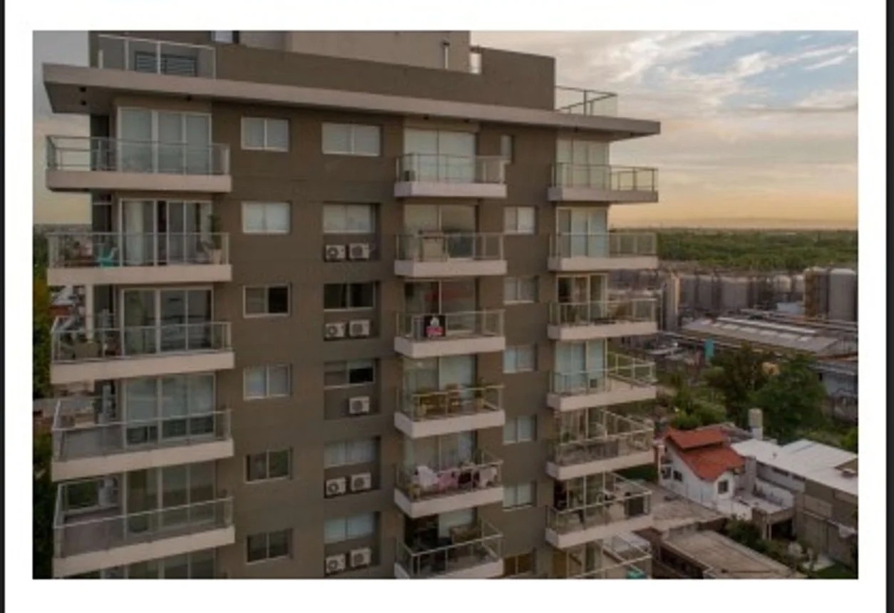 Departamento de 3 ambientes en venta en Quilmes, Avenida Hipólito Yrigoyen 900, foto 3