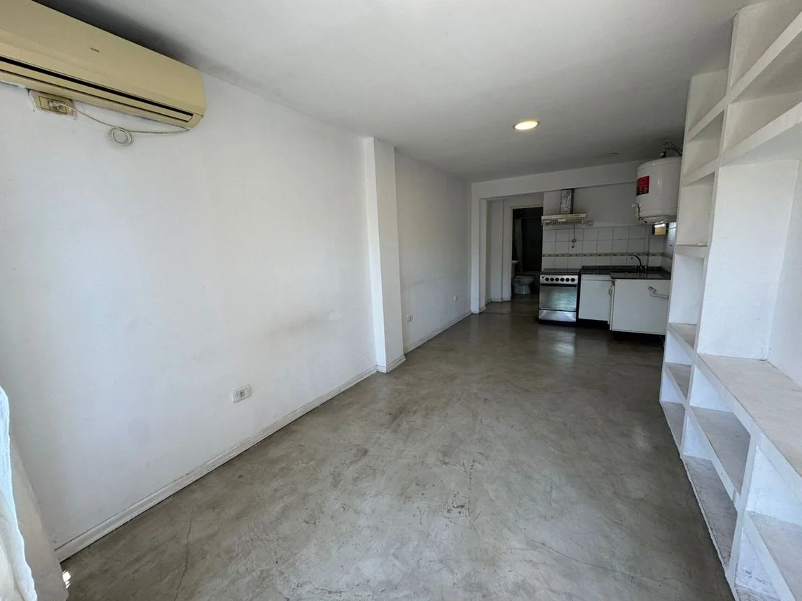 Departamento de 2 ambientes en venta en Castelar, Mercedes 1000, foto 3