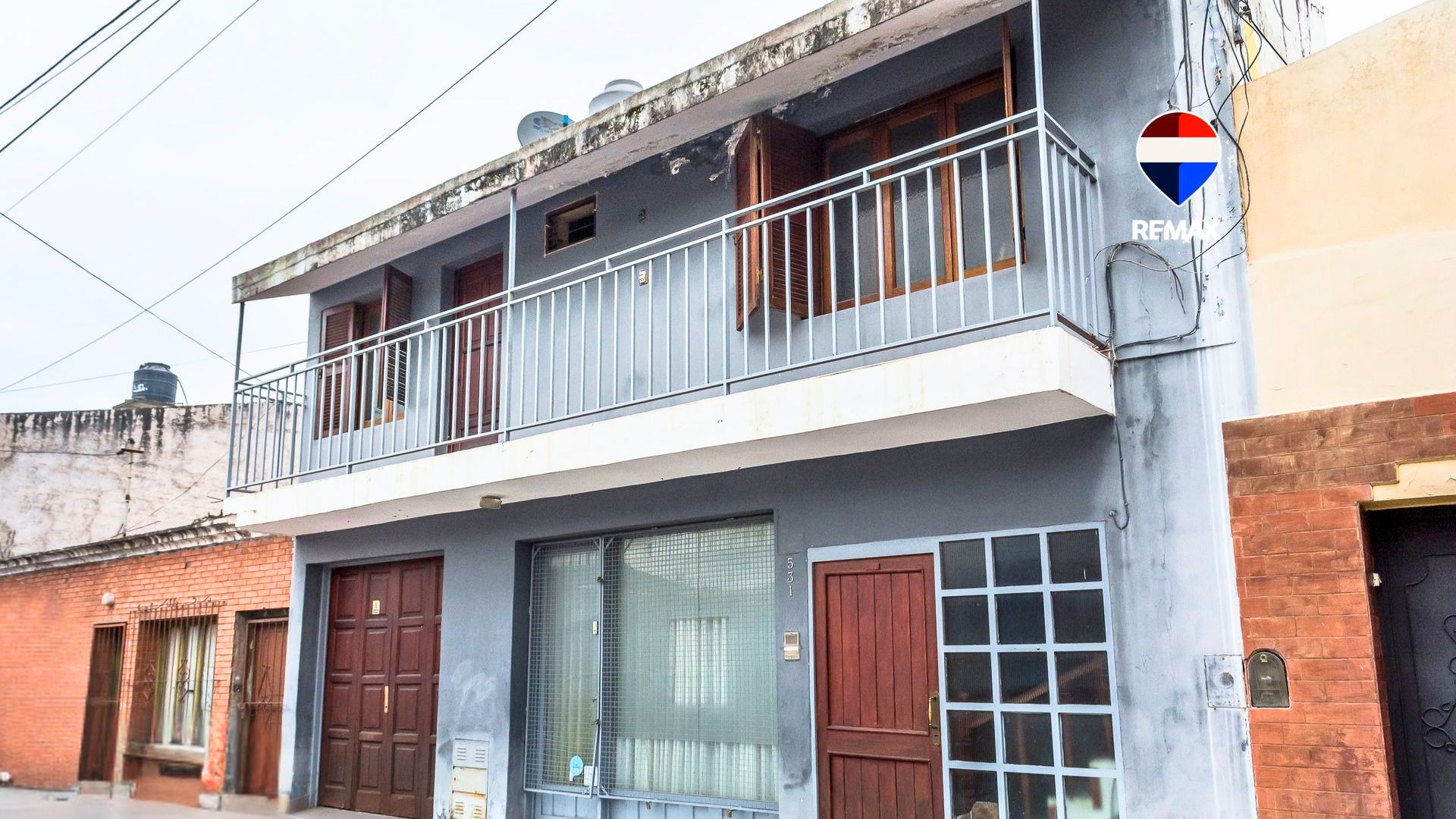 CASA CON PILETA VENTA 4 DORM APTA CREDITO - foto 1